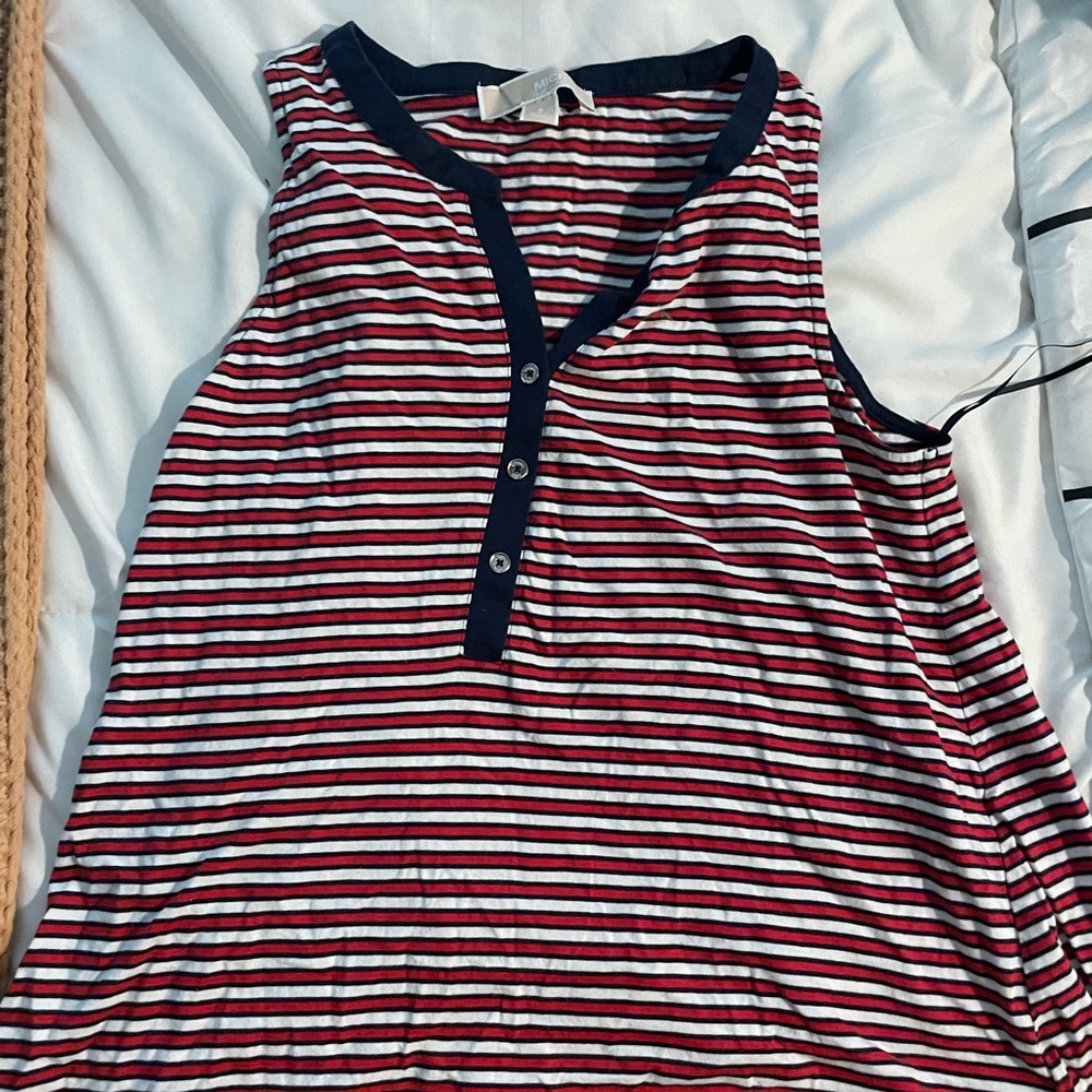 Micheal Khors size small shirt